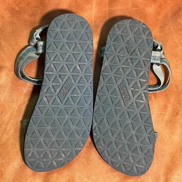 Teva Kid’s 5 Blue Fabric Strap Sandals - Picture 7 of 12